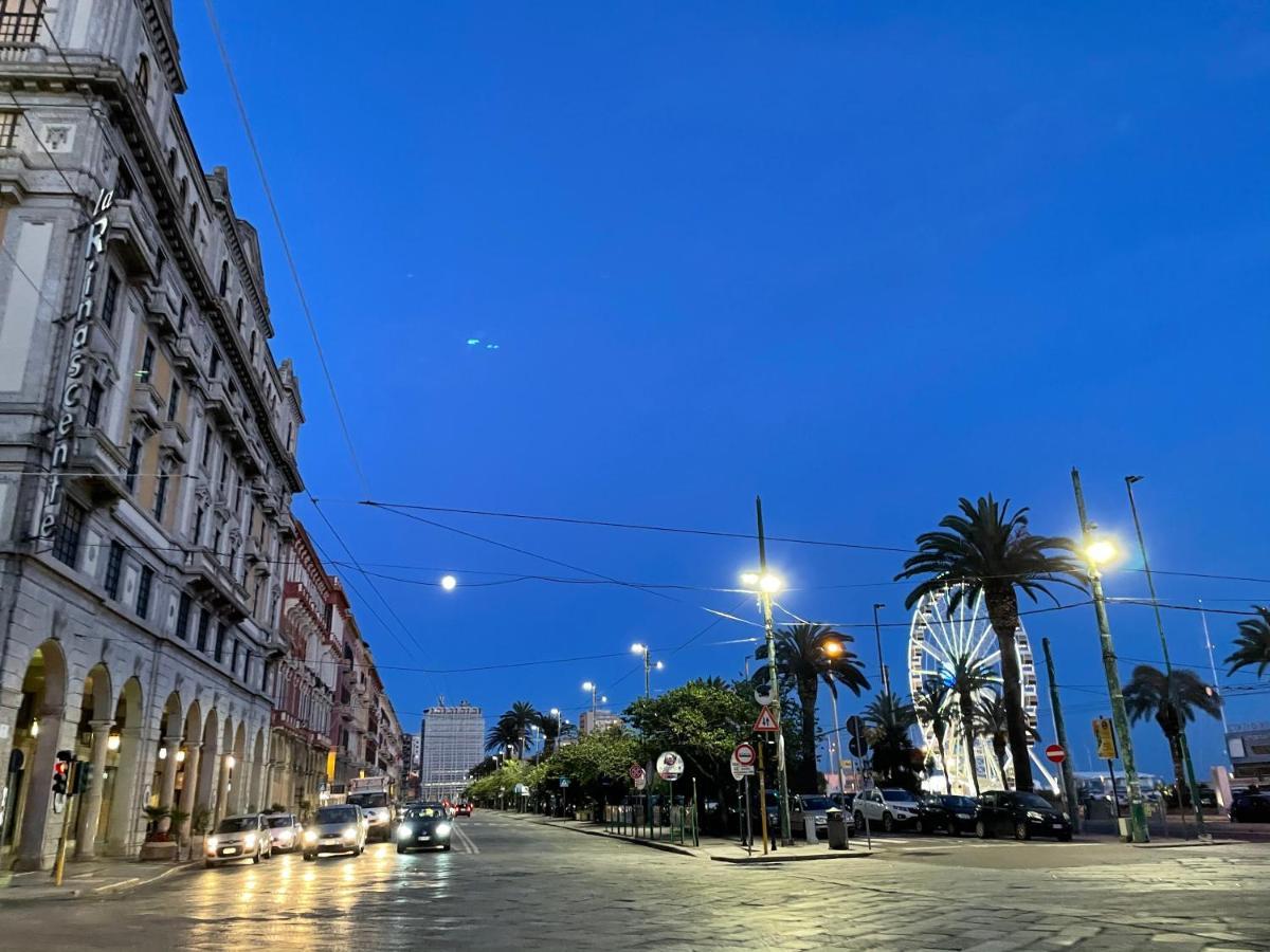 Saturno House Cagliari Center Hotel Buitenkant foto